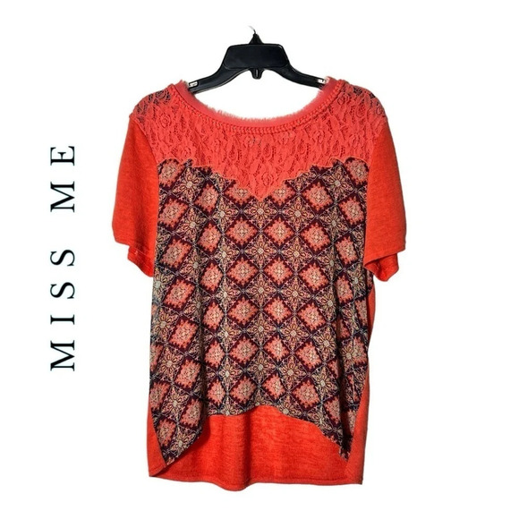 1902. MISS MEโ SHORT SLEEVE TOP RAW HEM AROUND NECK LINE AND BRAID SIZE LARGE - Picture 1 of 9